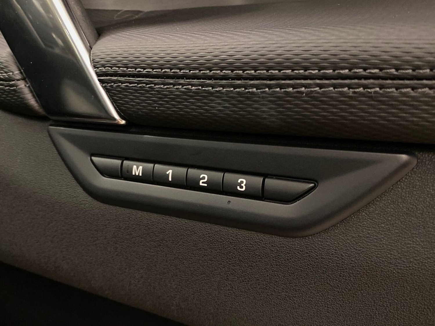 Used Land Rover Discovery Sport 2025 for sale - 76089102: Photo 25