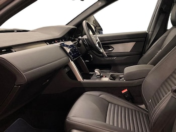 Used Land Rover Discovery Sport 2025 for sale - 76089102: Photo 3