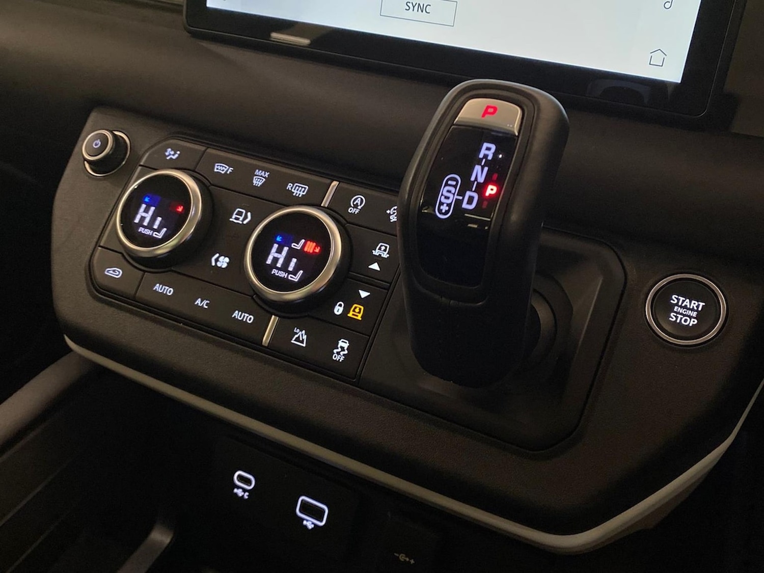 Used Land Rover Defender 2024 for sale - 78191453: Photo 15