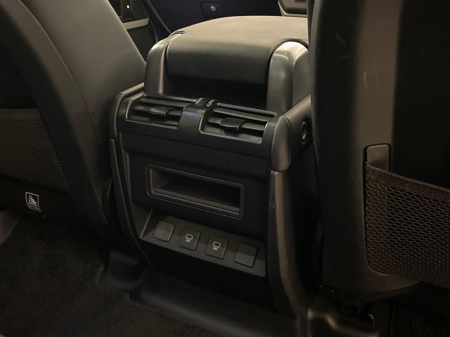 Used Land Rover Defender 2024 for sale - 78191453: Photo 20