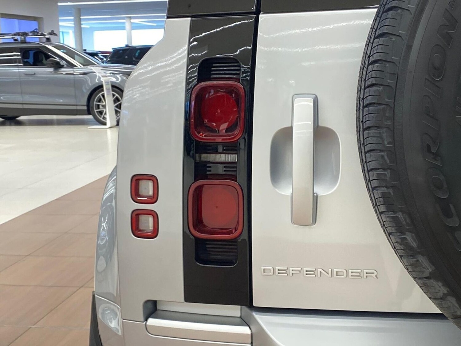 Used Land Rover Defender 2024 for sale - 78191453: Photo 21