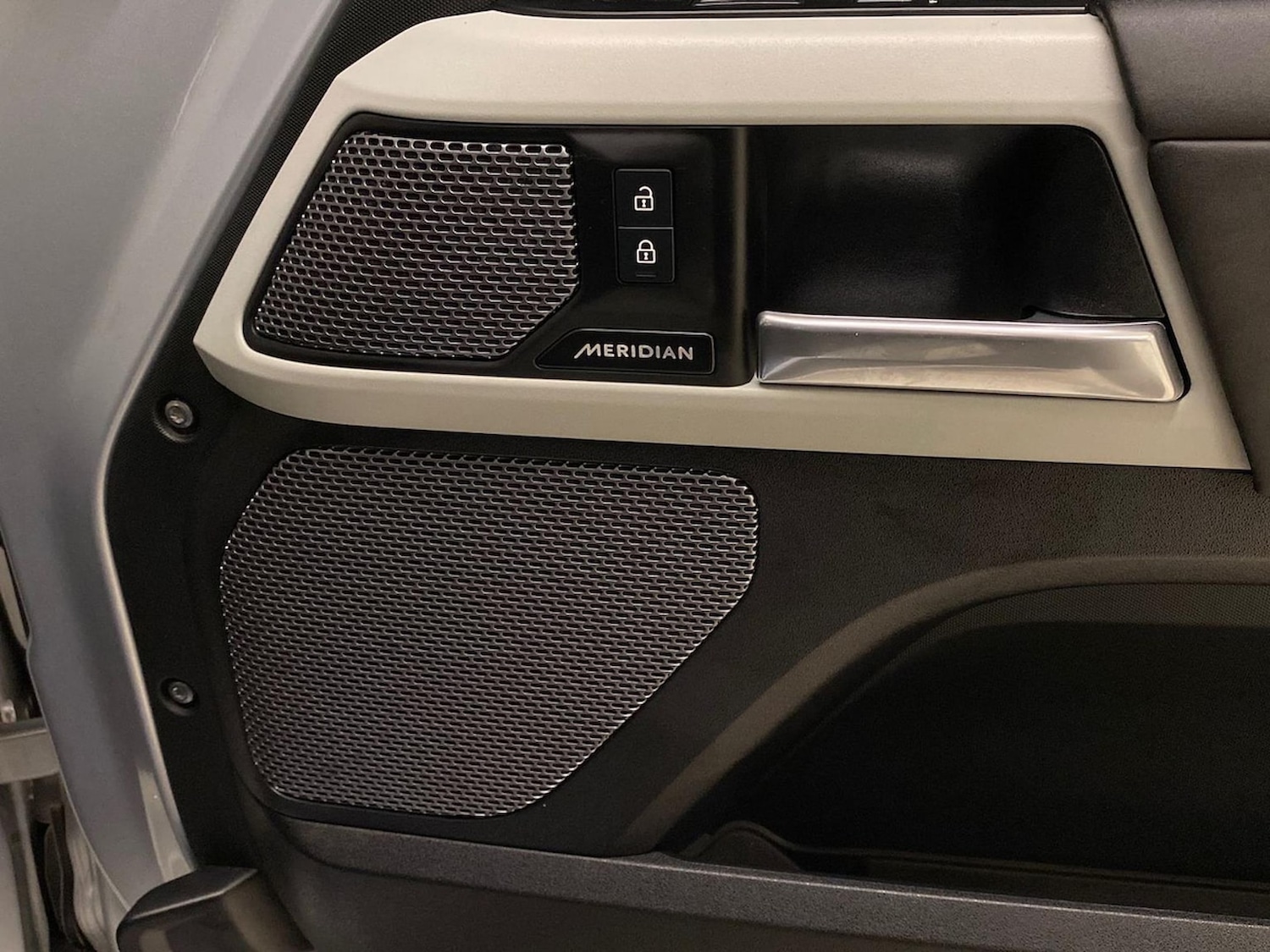 Used Land Rover Defender 2024 for sale - 78191453: Photo 26