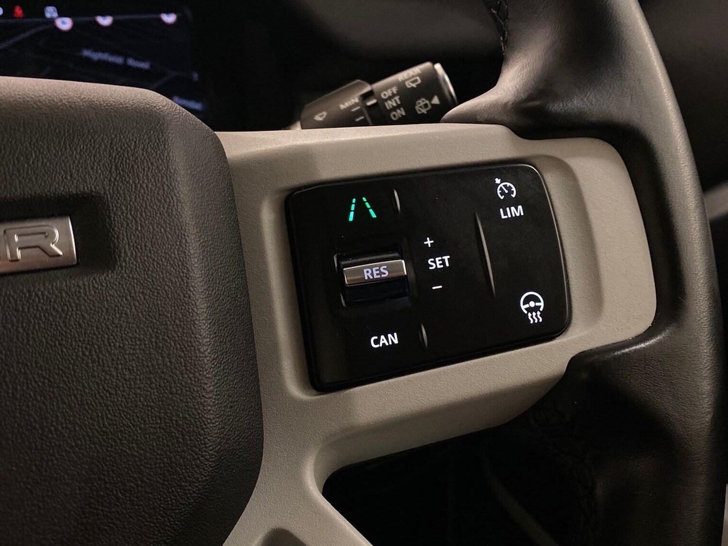 Used Land Rover Defender 2024 for sale - 78191453: Photo 38