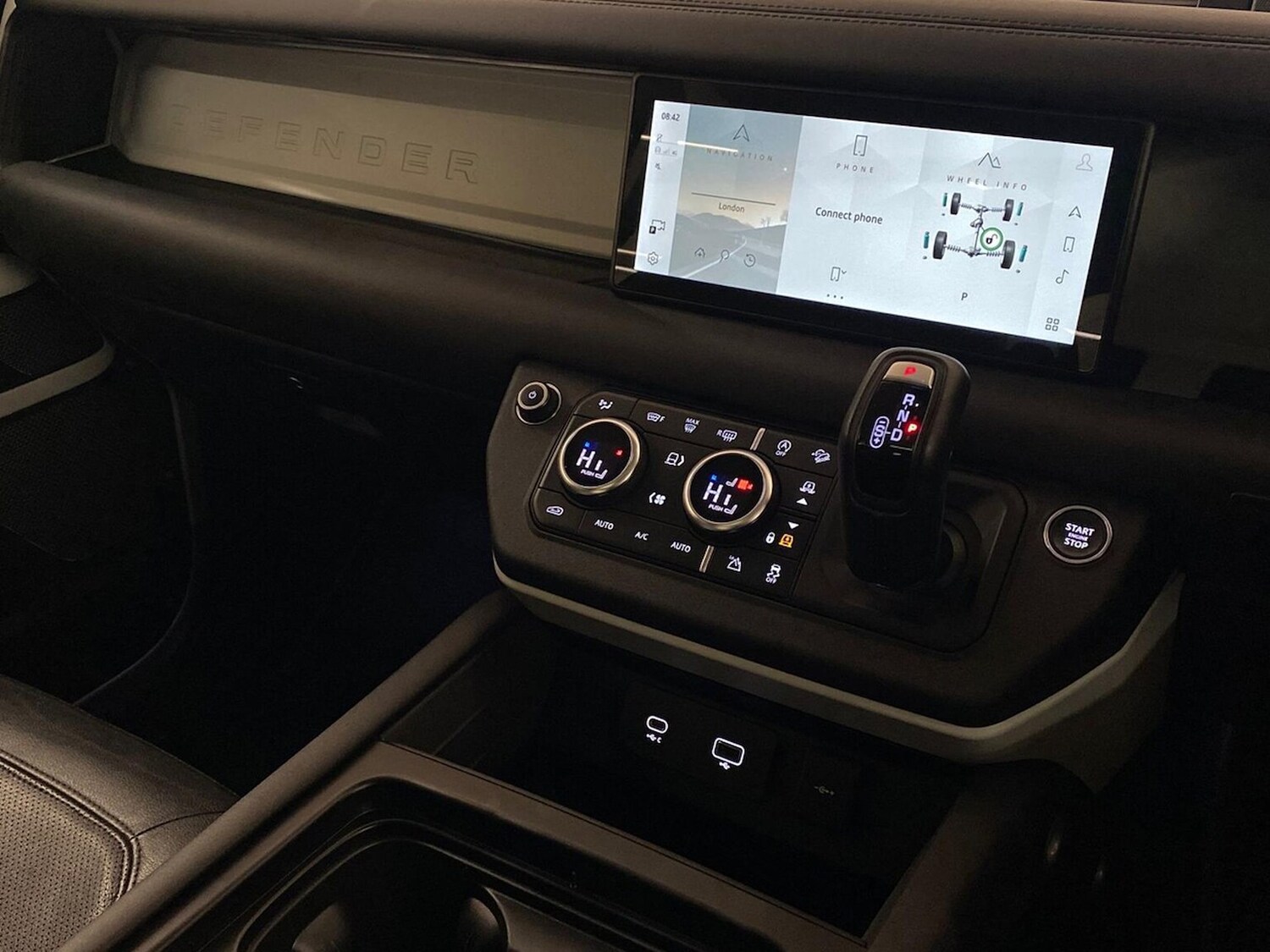 Used Land Rover Defender 2024 for sale - 78191453: Photo 40