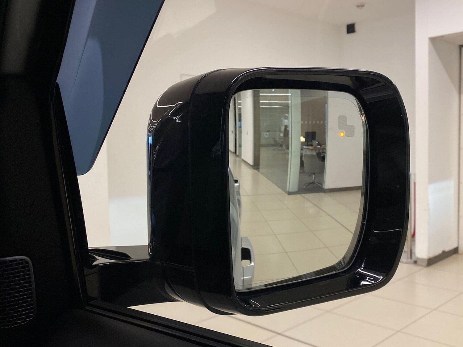 Used Land Rover Defender 2024 for sale - 78191453: Photo 41