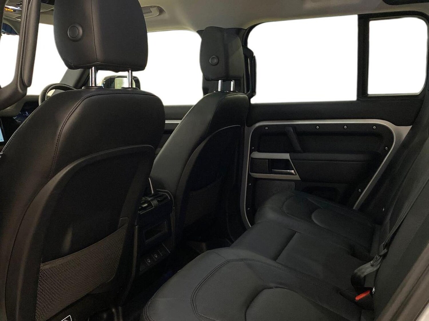 Used Land Rover Defender 2024 for sale - 78191453: Photo 6