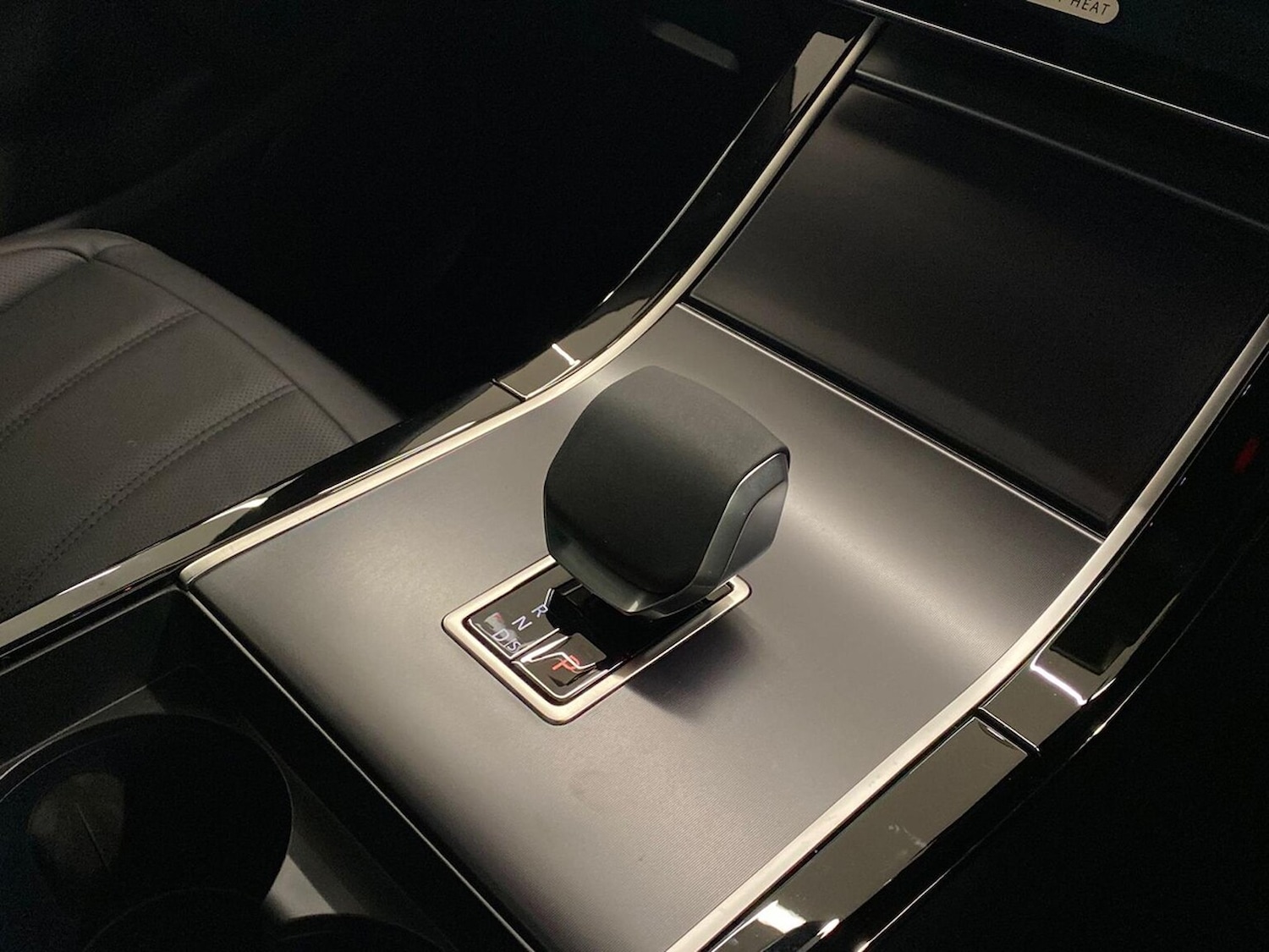 Used Land Rover Range Rover Evoque 2025 for sale - 77489571: Photo 13