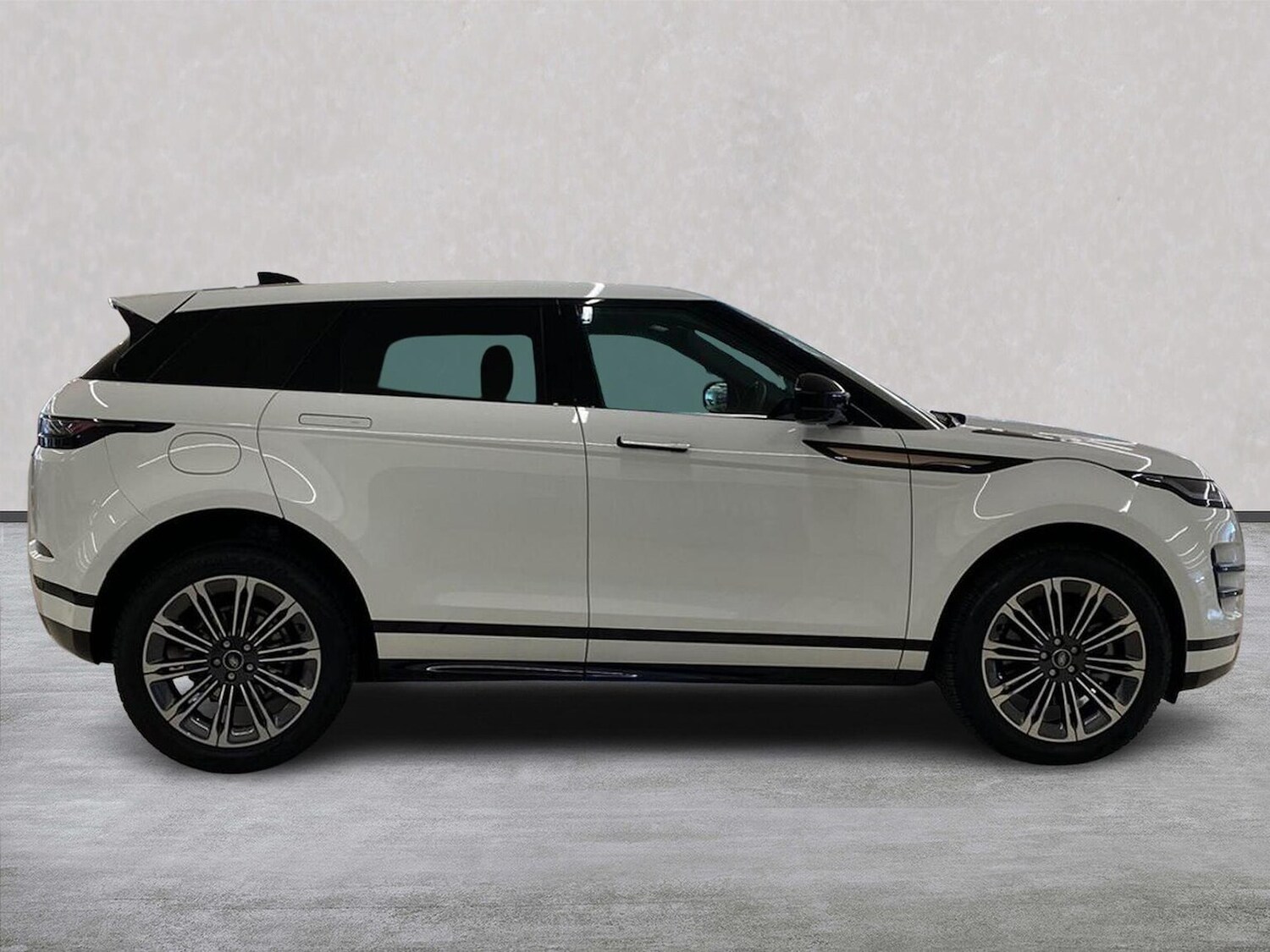 Used Land Rover Range Rover Evoque 2025 for sale - 77489575: Photo 7
