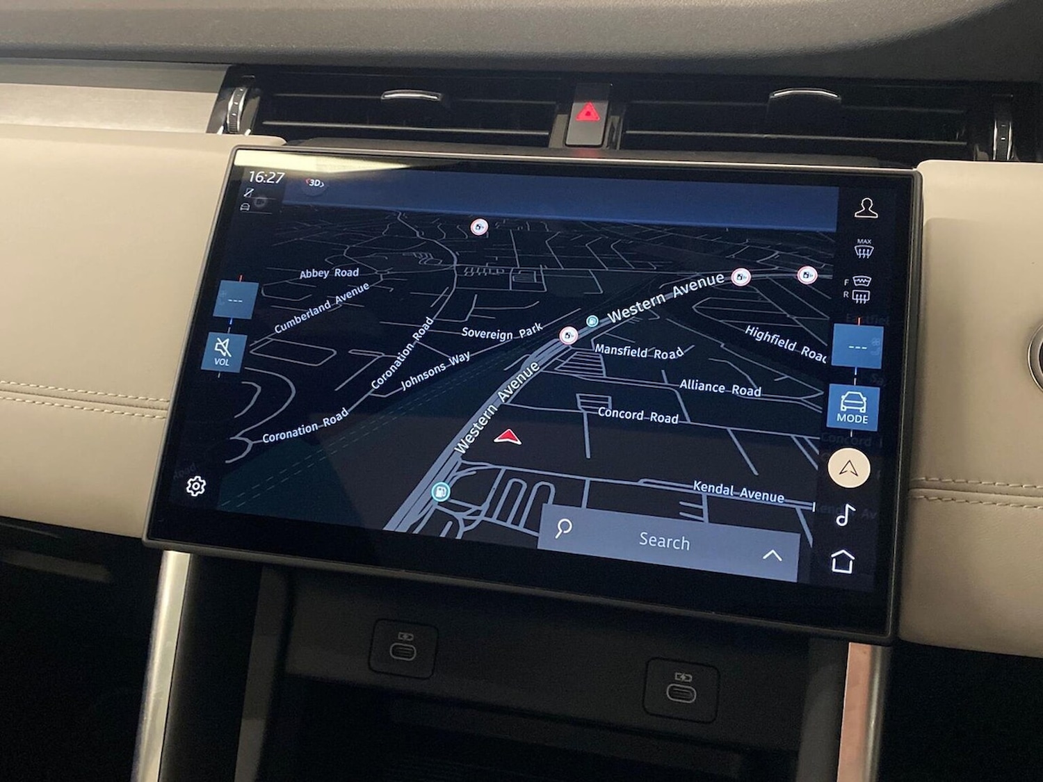 Used Land Rover Discovery Sport 2025 for sale - 76763470: Photo 11