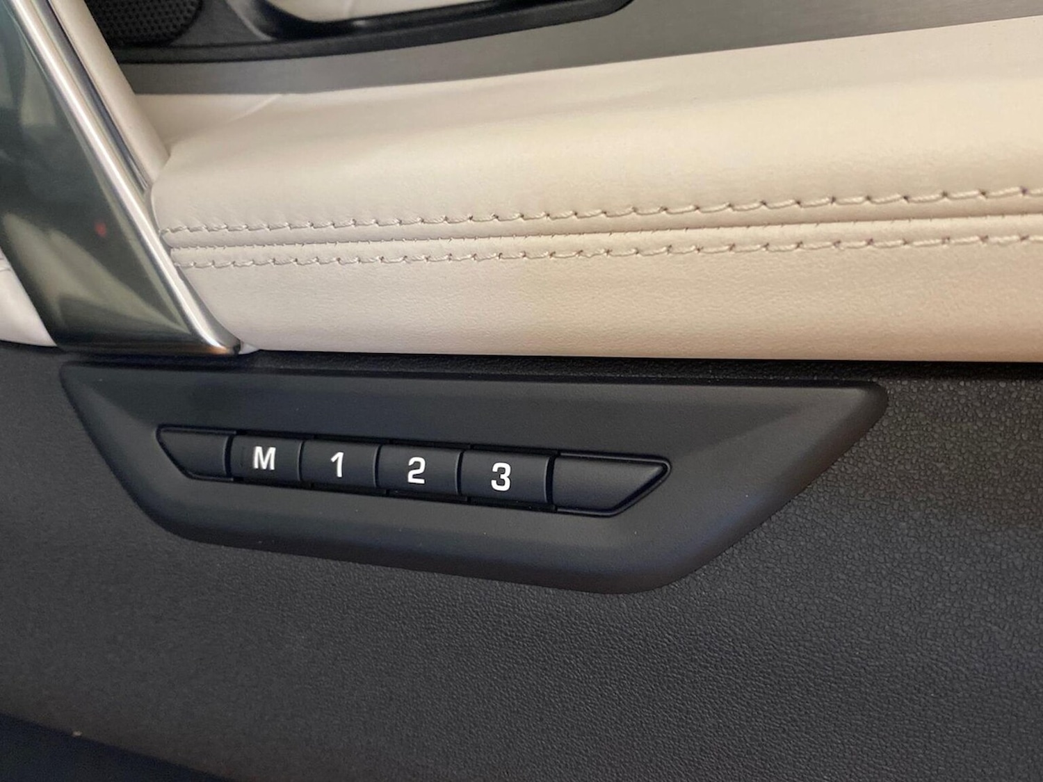 Used Land Rover Discovery Sport 2025 for sale - 76763470: Photo 25