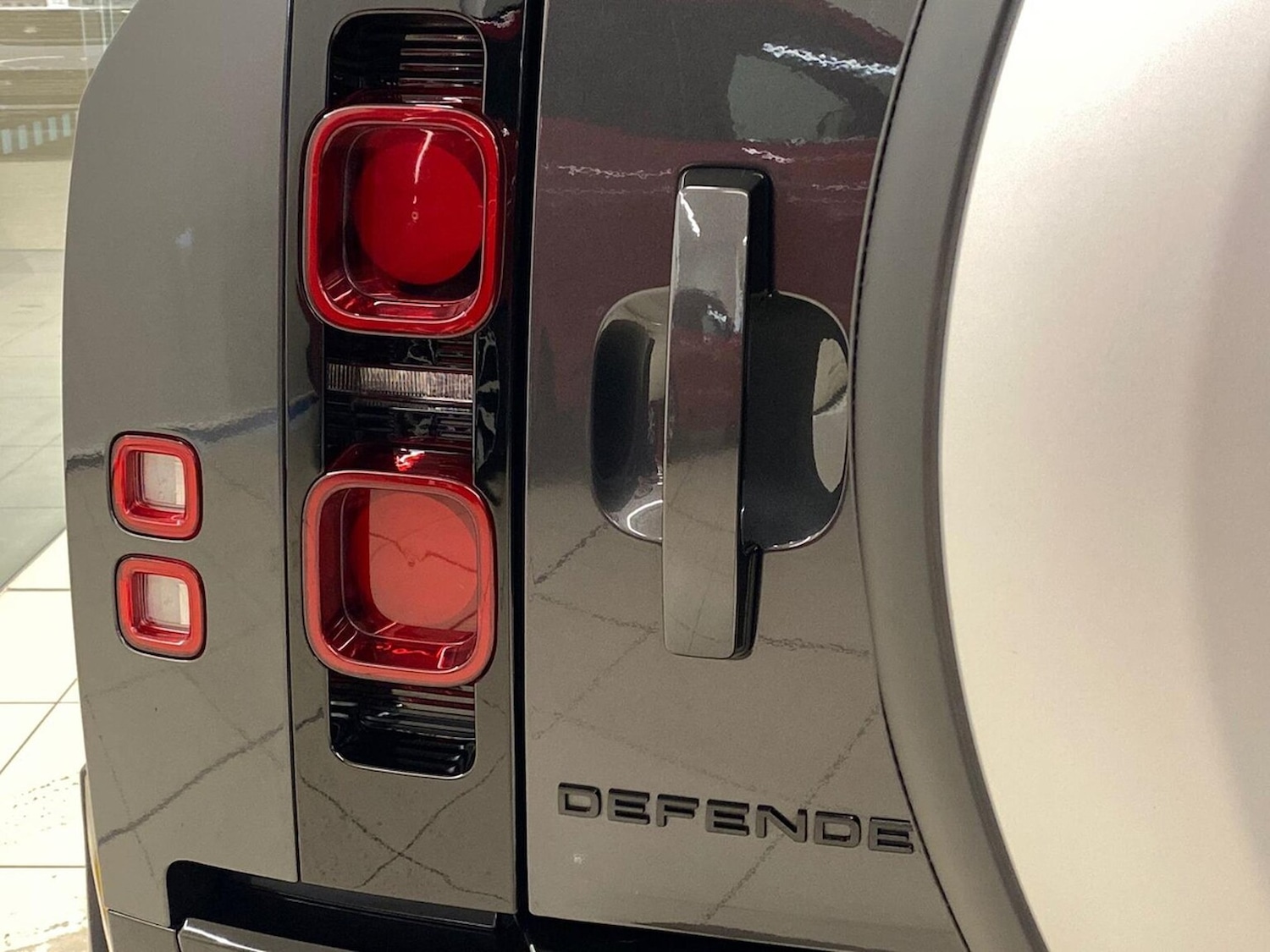 Used Land Rover Defender 2025 for sale - 76566552: Photo 19