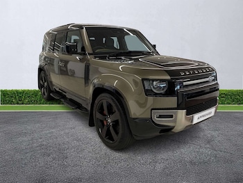 Used Land Rover Defender 2023 for sale - 78606009: Photo