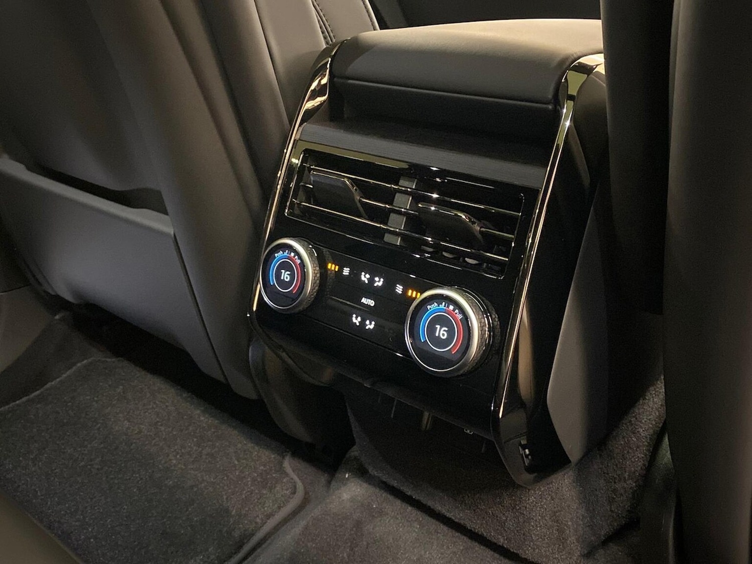 Used Land Rover Range Rover Sport 2025 for sale - 76864011: Photo 18