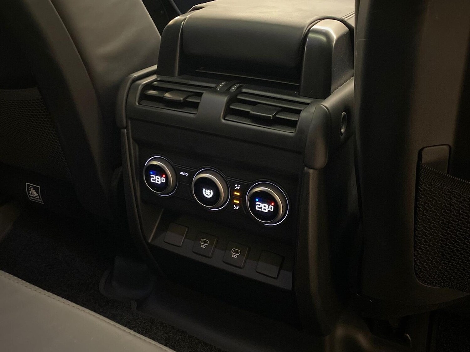 Used Land Rover Defender 2025 for sale - 77845299: Photo 18