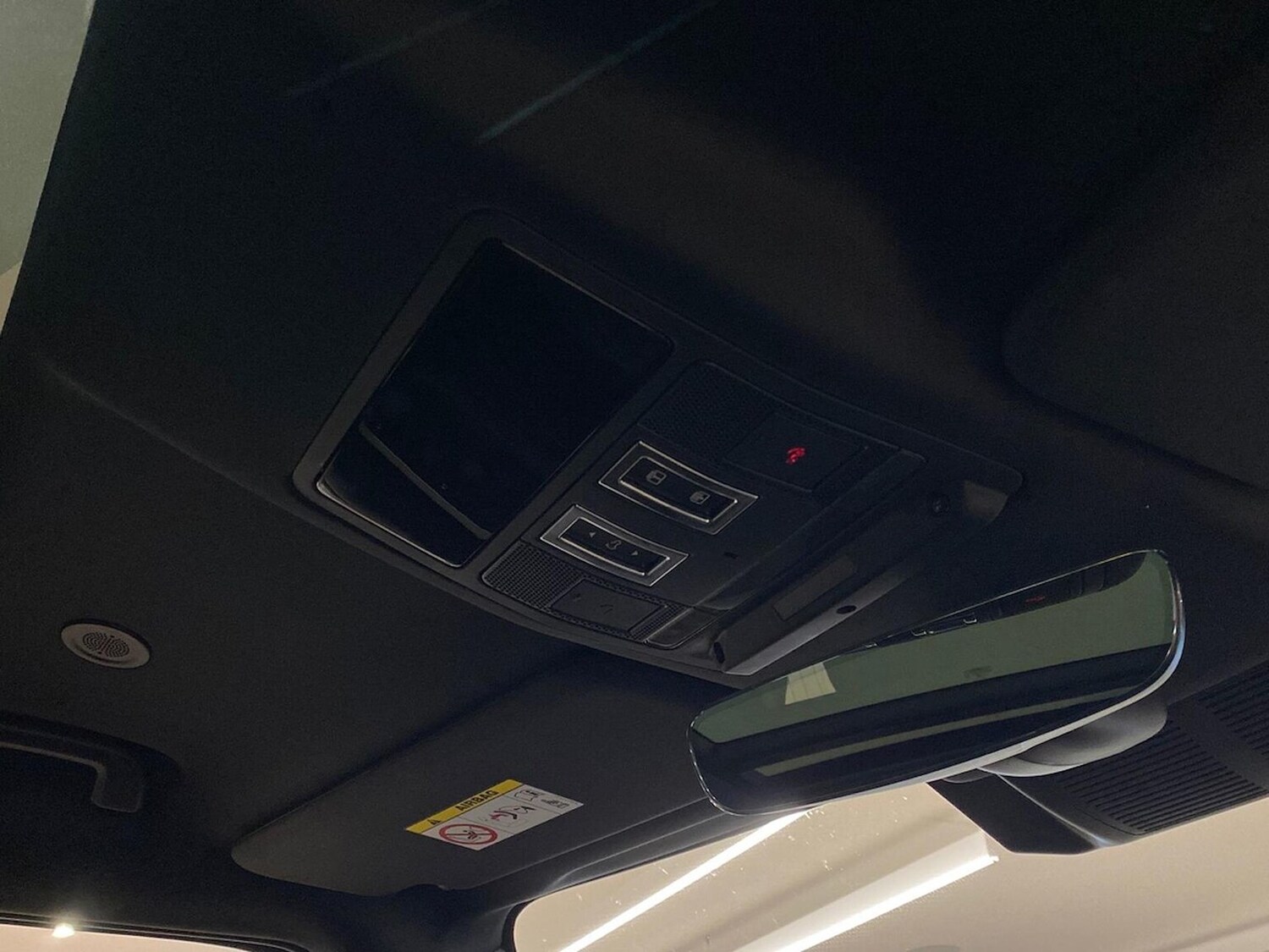 Used Land Rover Defender 2025 for sale - 77845299: Photo 23