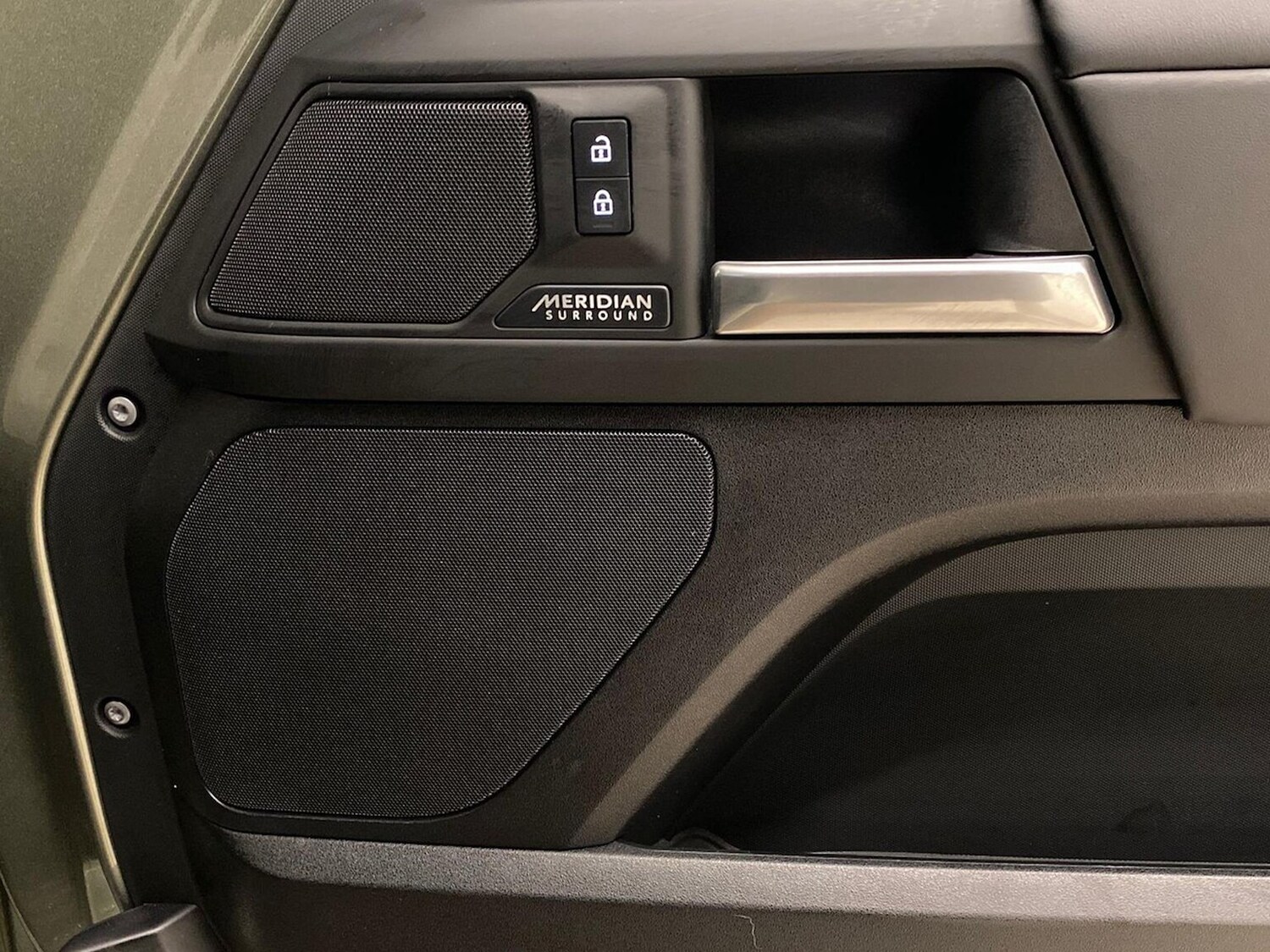 Used Land Rover Defender 2025 for sale - 77845299: Photo 24