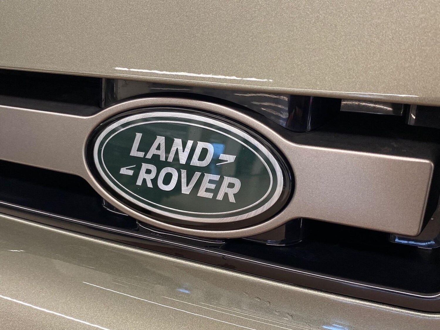 Used Land Rover Defender 2025 for sale - 77845299: Photo 31