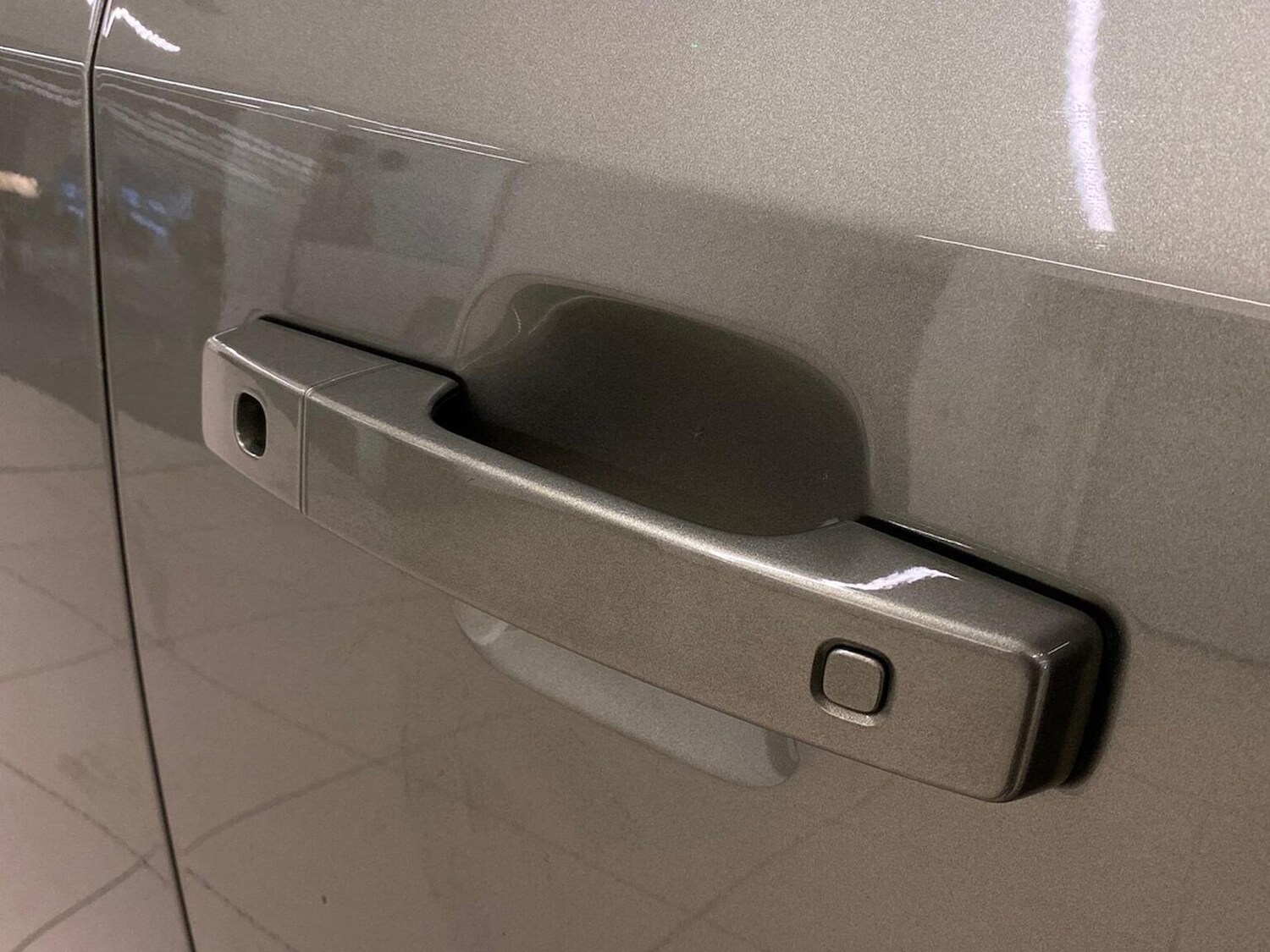 Used Land Rover Defender 2025 for sale - 77845299: Photo 40