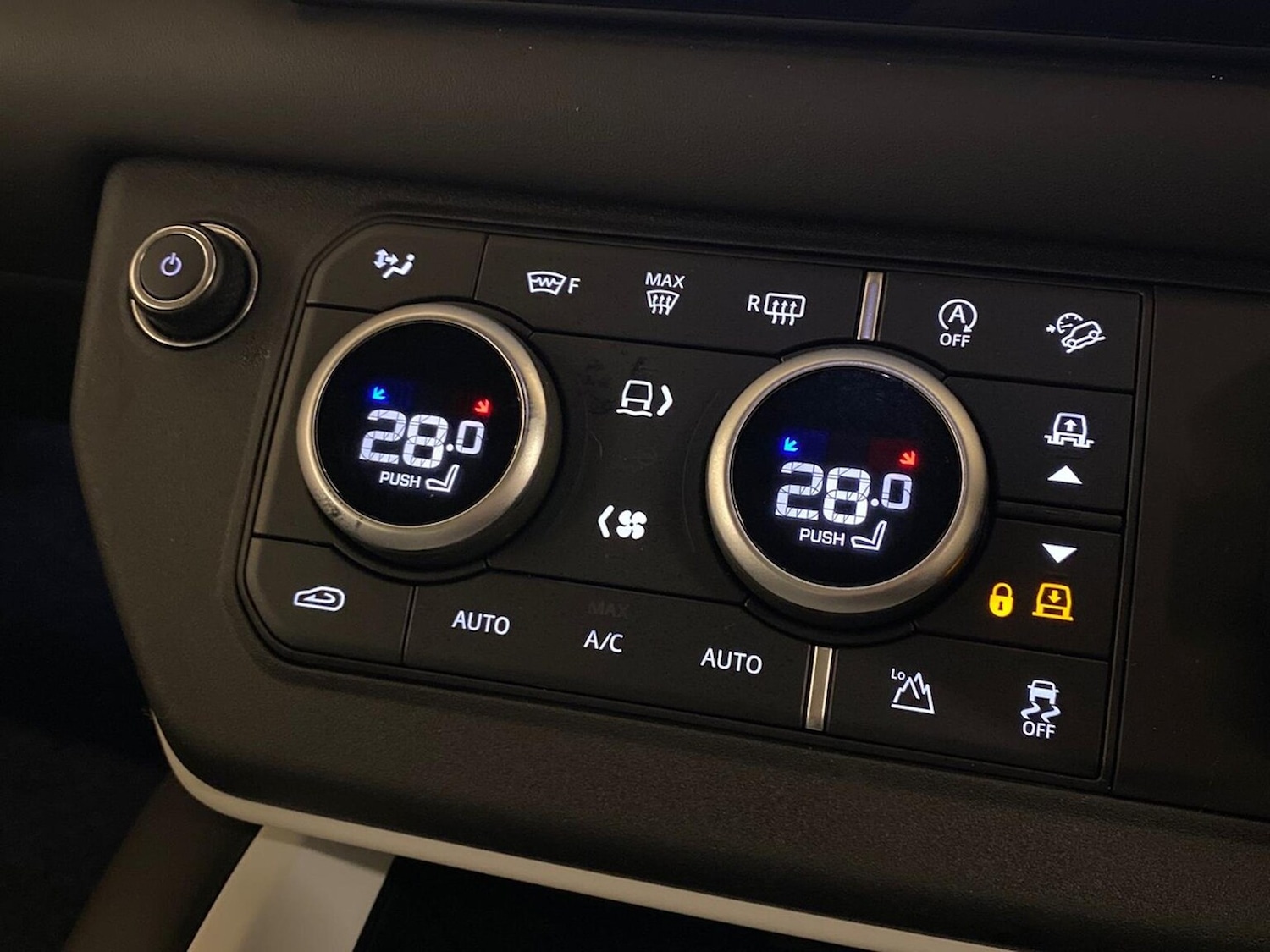 Used Land Rover Defender 2025 for sale - 77845299: Photo 41