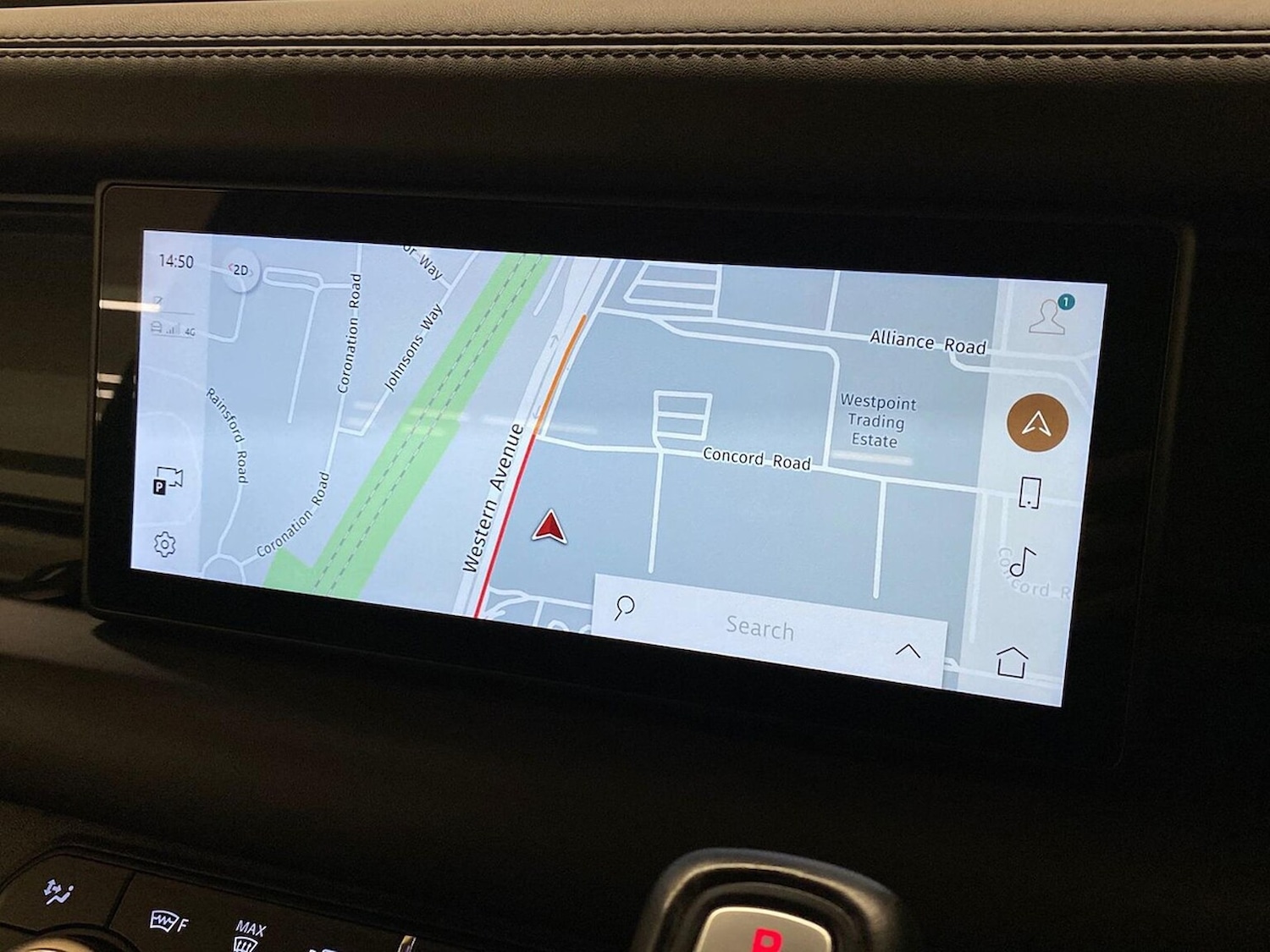 Used Land Rover Defender 2021 for sale - 77931720: Photo 11