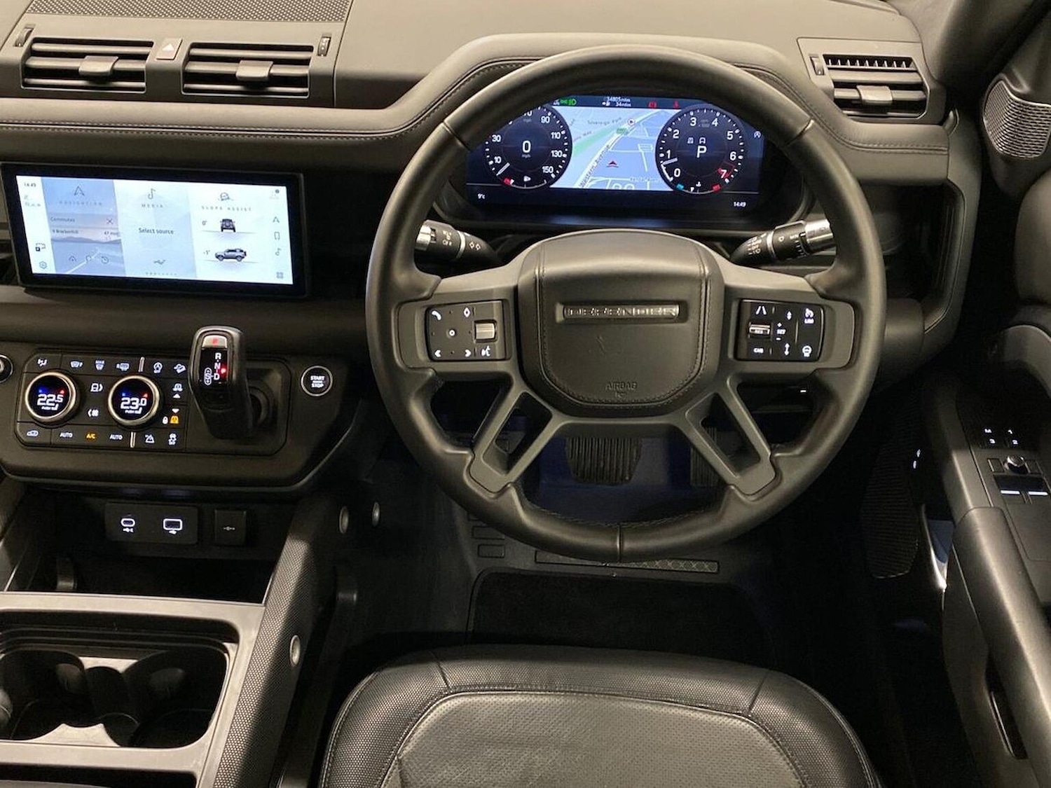 Used Land Rover Defender 2021 for sale - 77931720: Photo 15