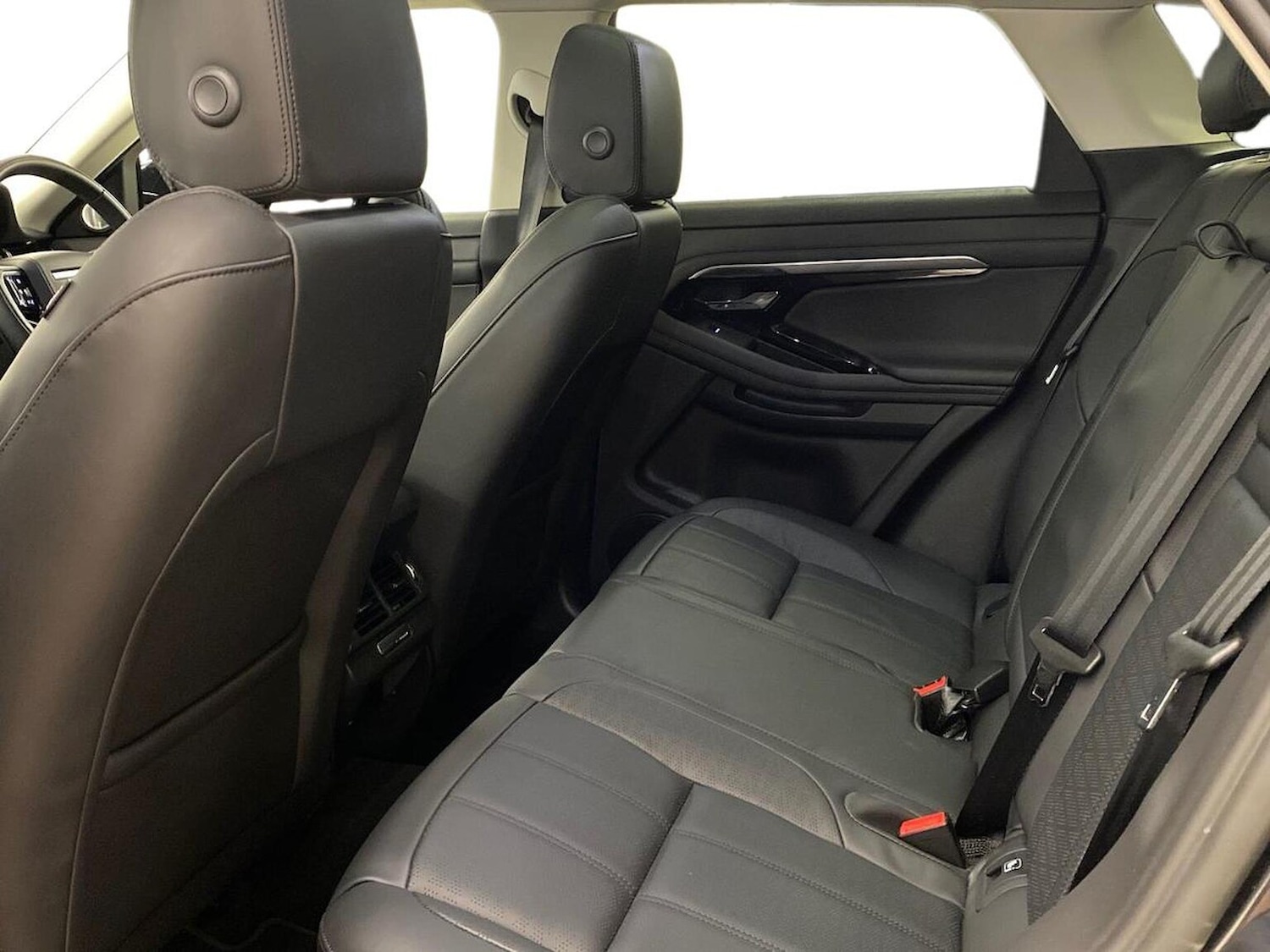 Used Land Rover Range Rover Evoque 2022 for sale - 76946957: Photo 4