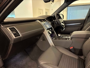 Used Land Rover Discovery 2026 for sale - 79242195: Photo
