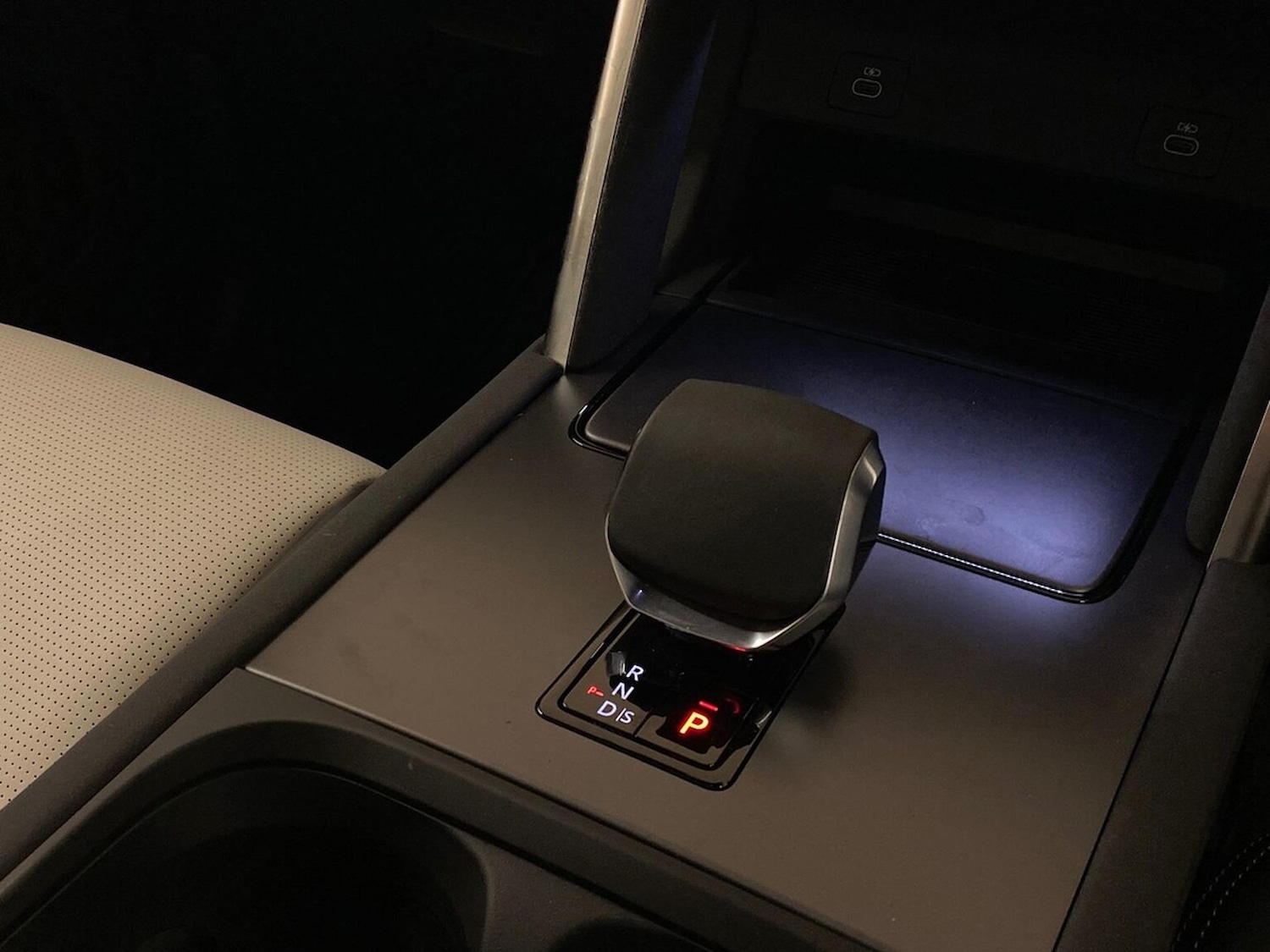 Used Land Rover Discovery Sport 2026 for sale - 77629365: Photo 13