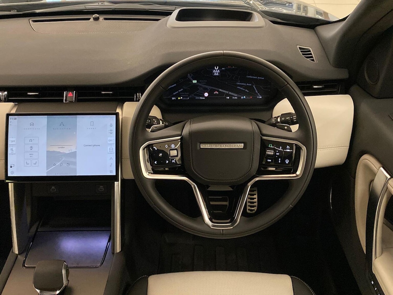 Used Land Rover Discovery Sport 2026 for sale - 77629365: Photo 15