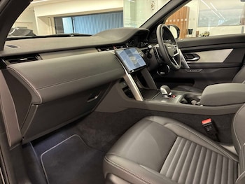 Used Land Rover Discovery Sport 2025 for sale - 78914901: Photo