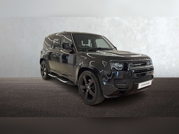 Used Land Rover Defender 2024 for sale - 79296192: Photo