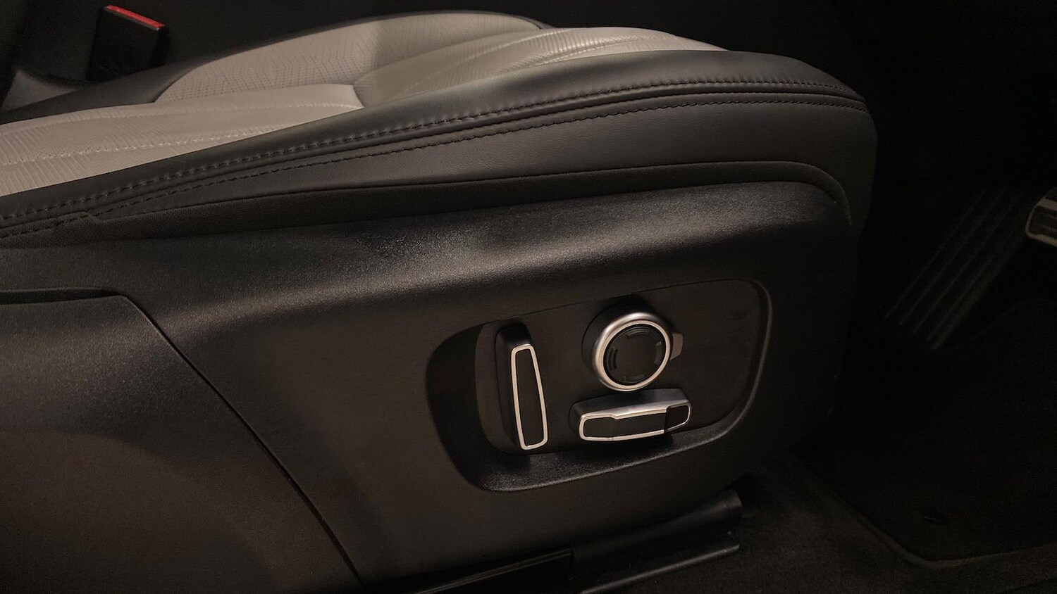 Used Land Rover Range Rover Evoque 2024 for sale - 78191489: Photo 36