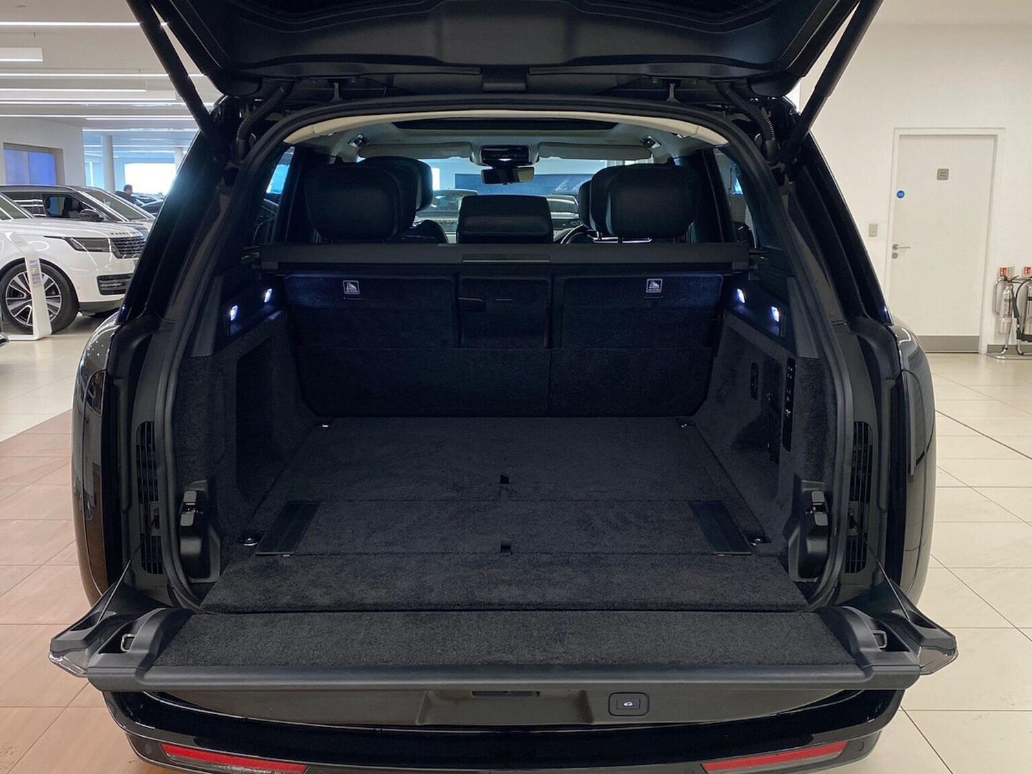 Used Land Rover Range Rover 2024 for sale - 77845317: Photo 10