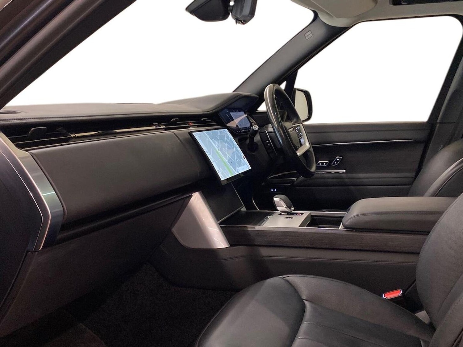 Used Land Rover Range Rover 2024 for sale - 77845317: Photo 3