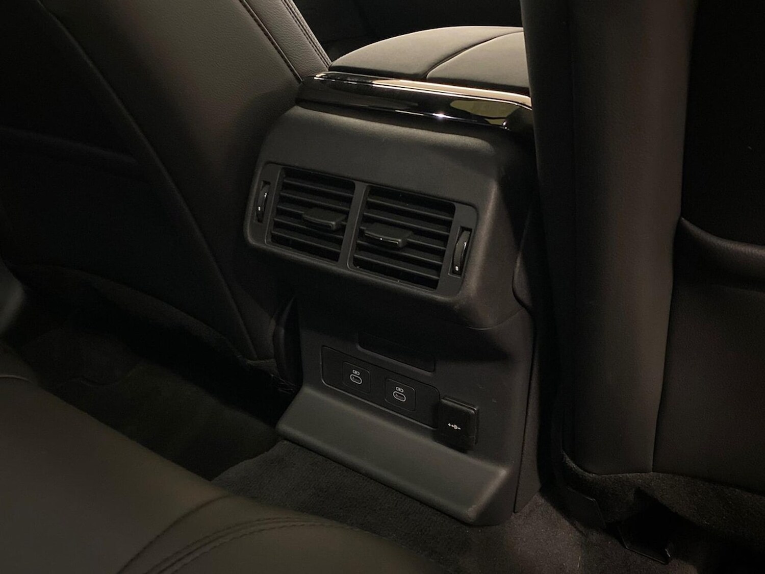 Used Land Rover Range Rover Velar 2025 for sale - 77489510: Photo 18