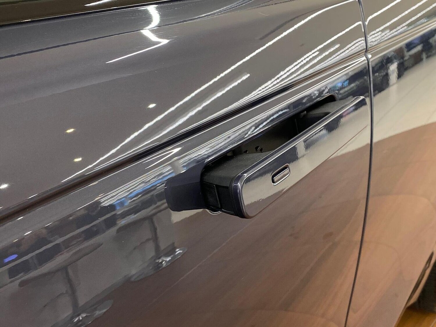 Used Land Rover Range Rover Velar 2025 for sale - 77489510: Photo 32