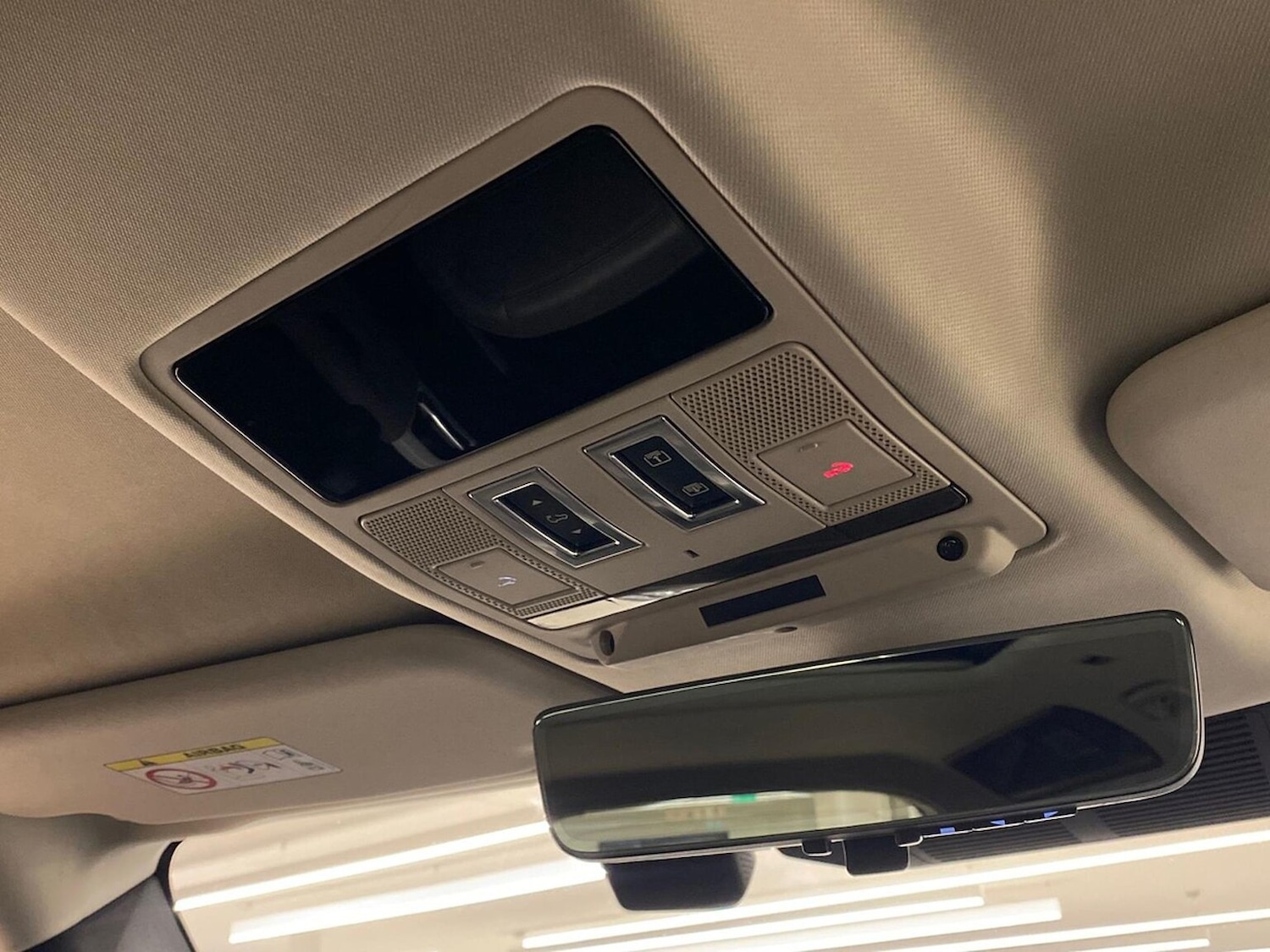 Used Land Rover Defender 2022 for sale - 77528890: Photo 25