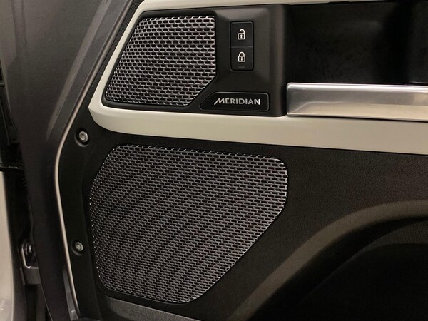 Used Land Rover Defender 2024 for sale - 76030468: Photo 24
