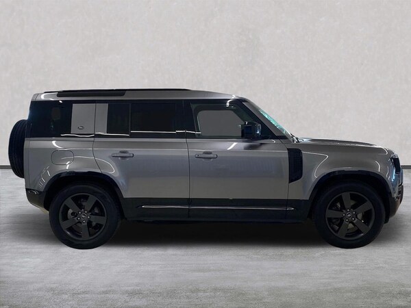Used Land Rover Defender 2024 for sale - 76030468: Photo 5