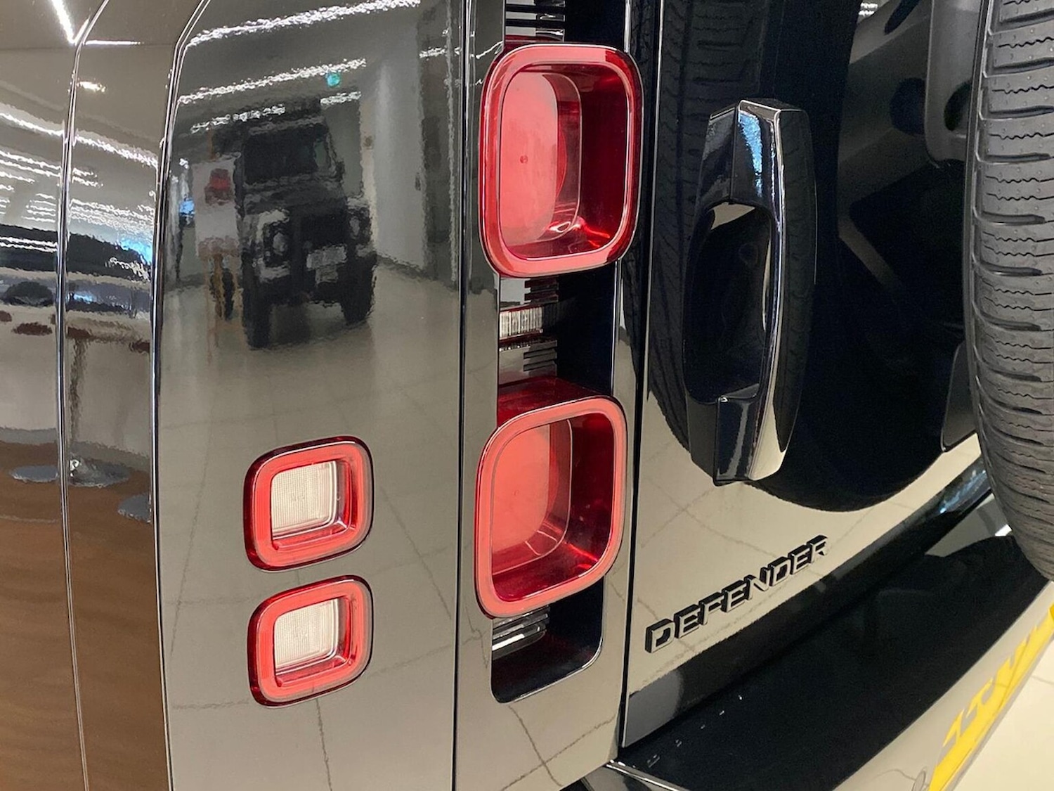 Used Land Rover Defender 2025 for sale - 76365093: Photo 19