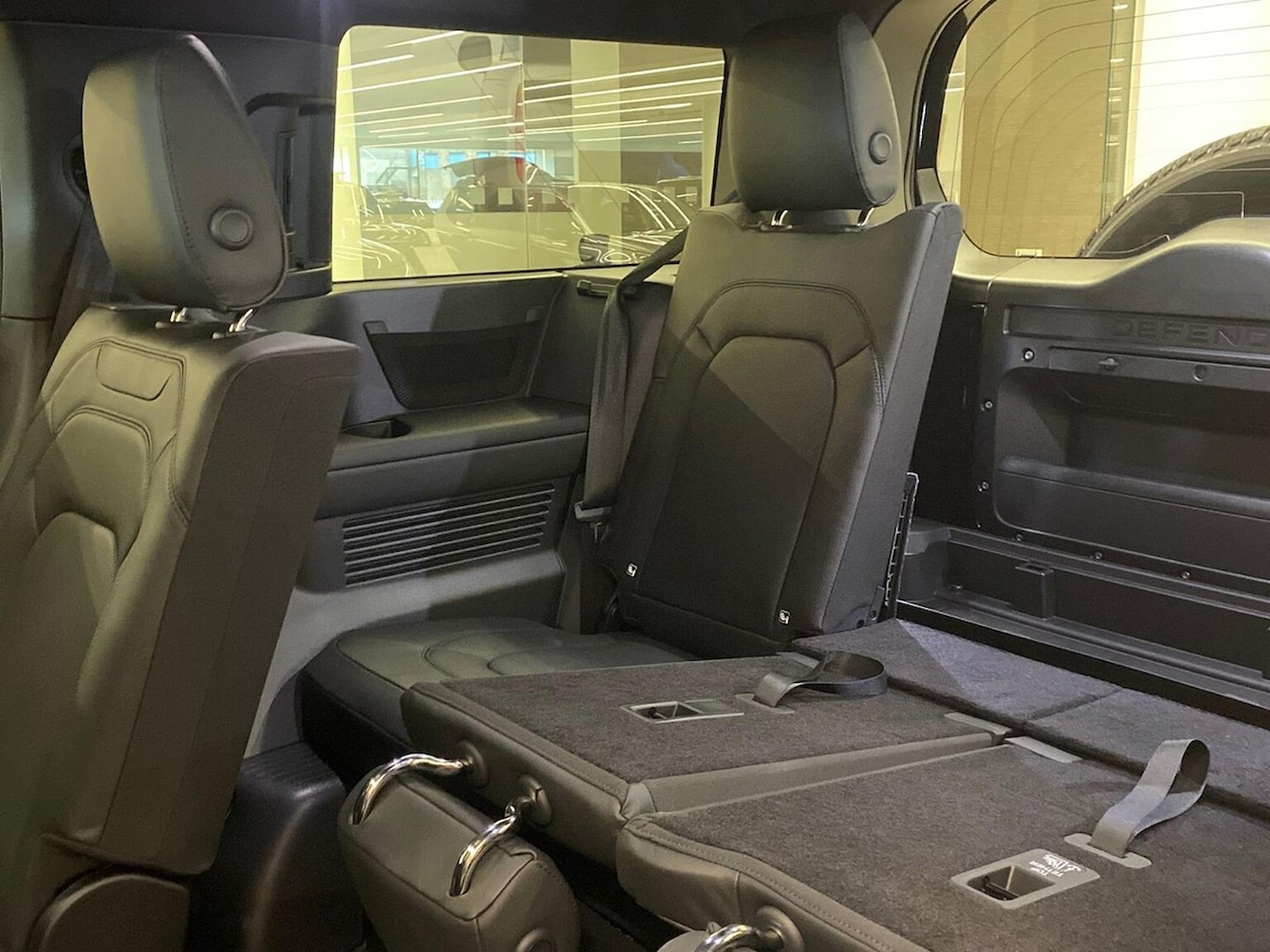 Used Land Rover Defender 2025 for sale - 76365093: Photo 31