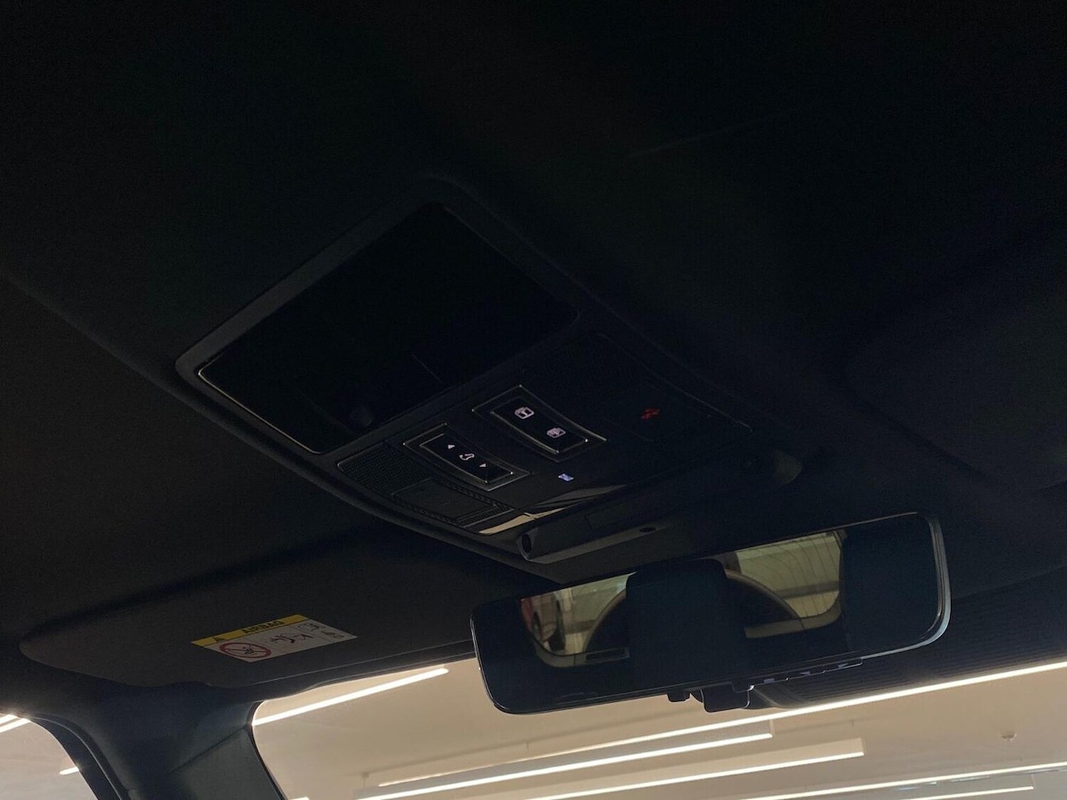 Used Land Rover Defender 2024 for sale - 78191498: Photo 25