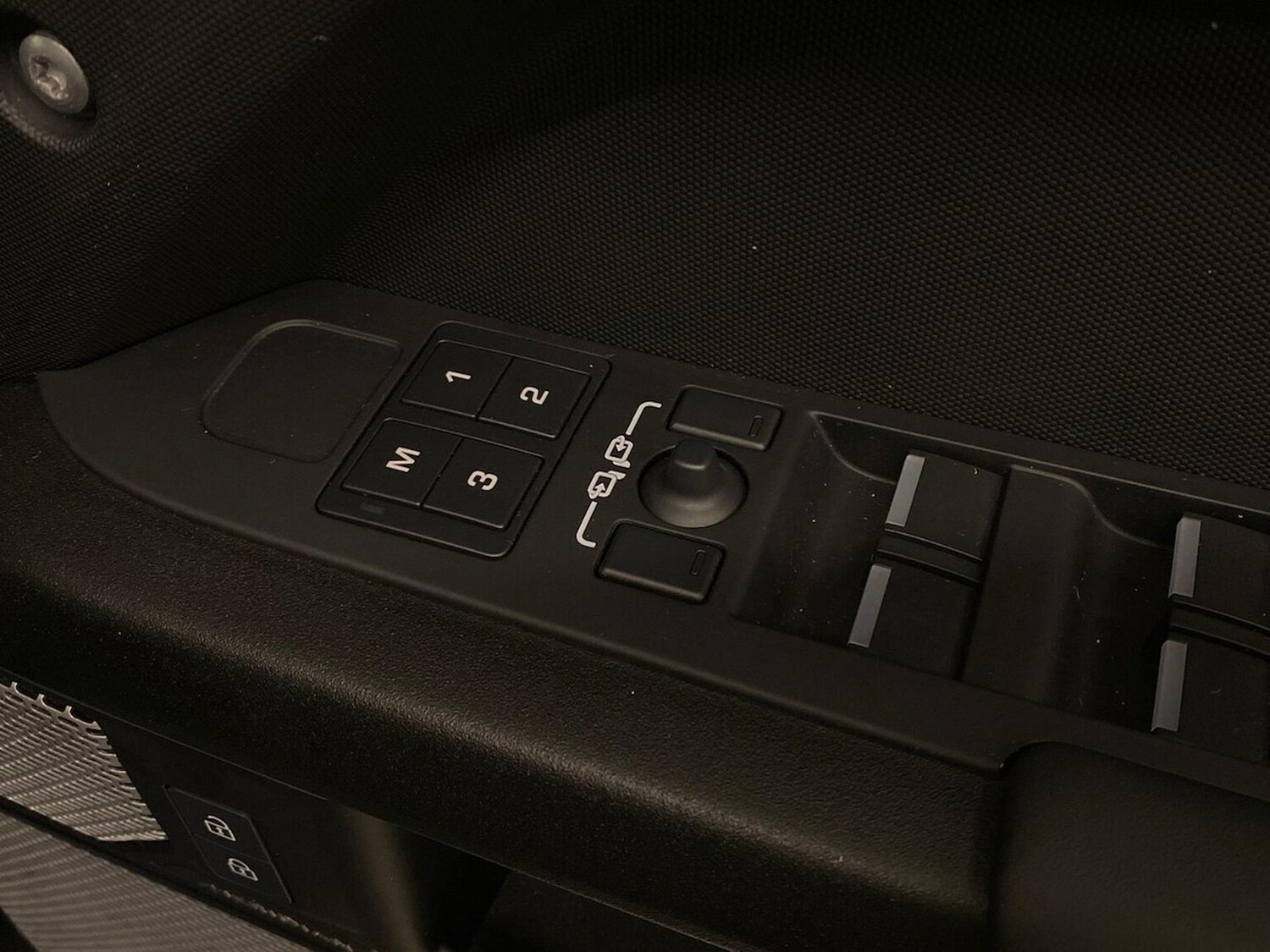 Used Land Rover Defender 2024 for sale - 78191498: Photo 27