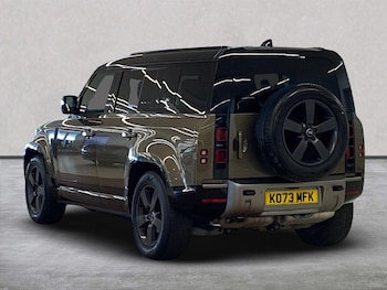 Used Land Rover Defender 2024 for sale - 75490966: Photo