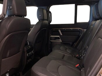 Used Land Rover Defender 2024 for sale - 75490966: Photo