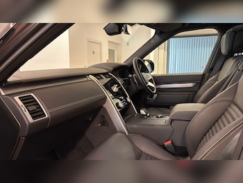Used Land Rover Discovery 2026 for sale - 79595982: Photo