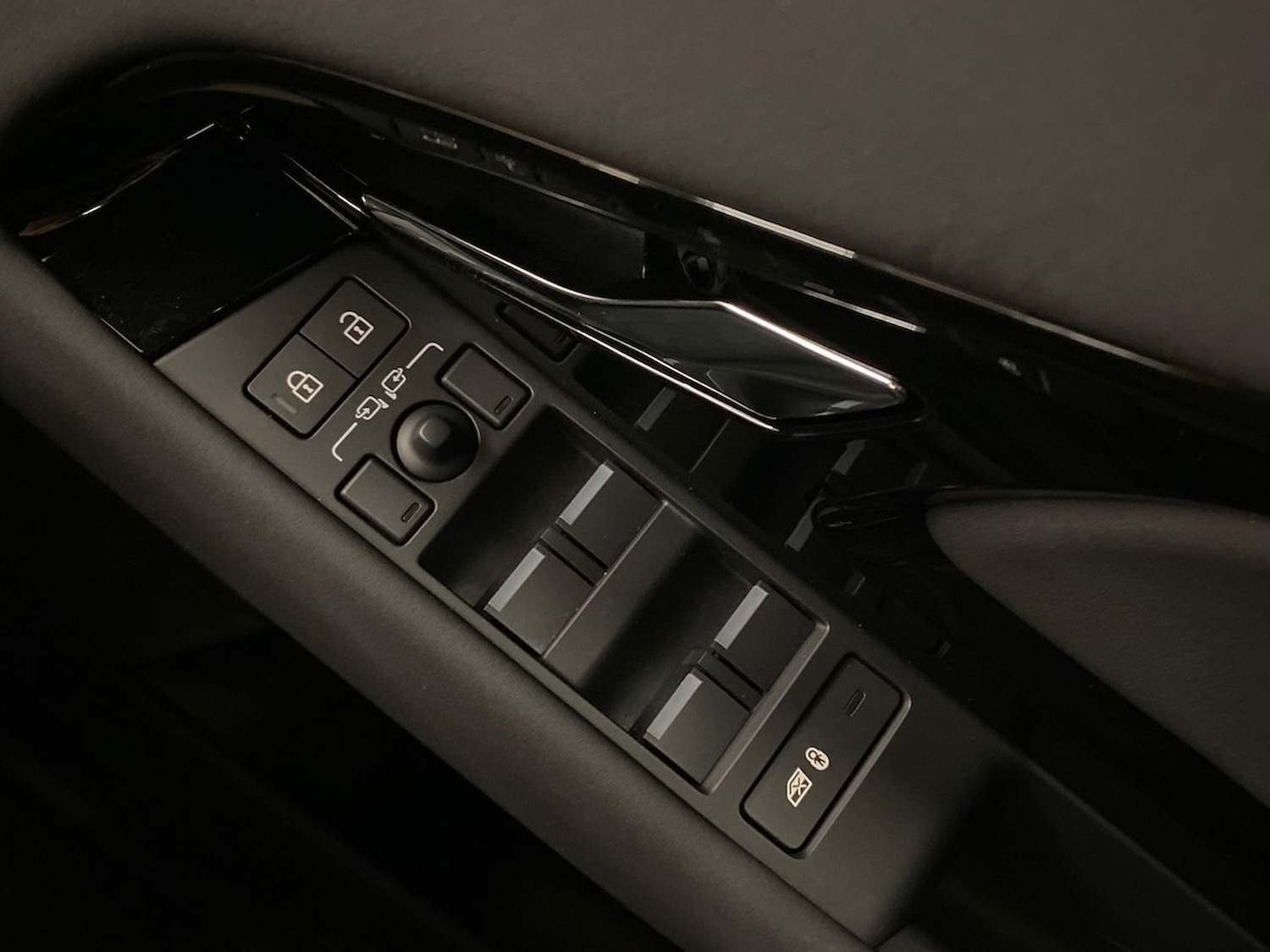 Used Land Rover Range Rover Evoque 2025 for sale - 78191536: Photo 39