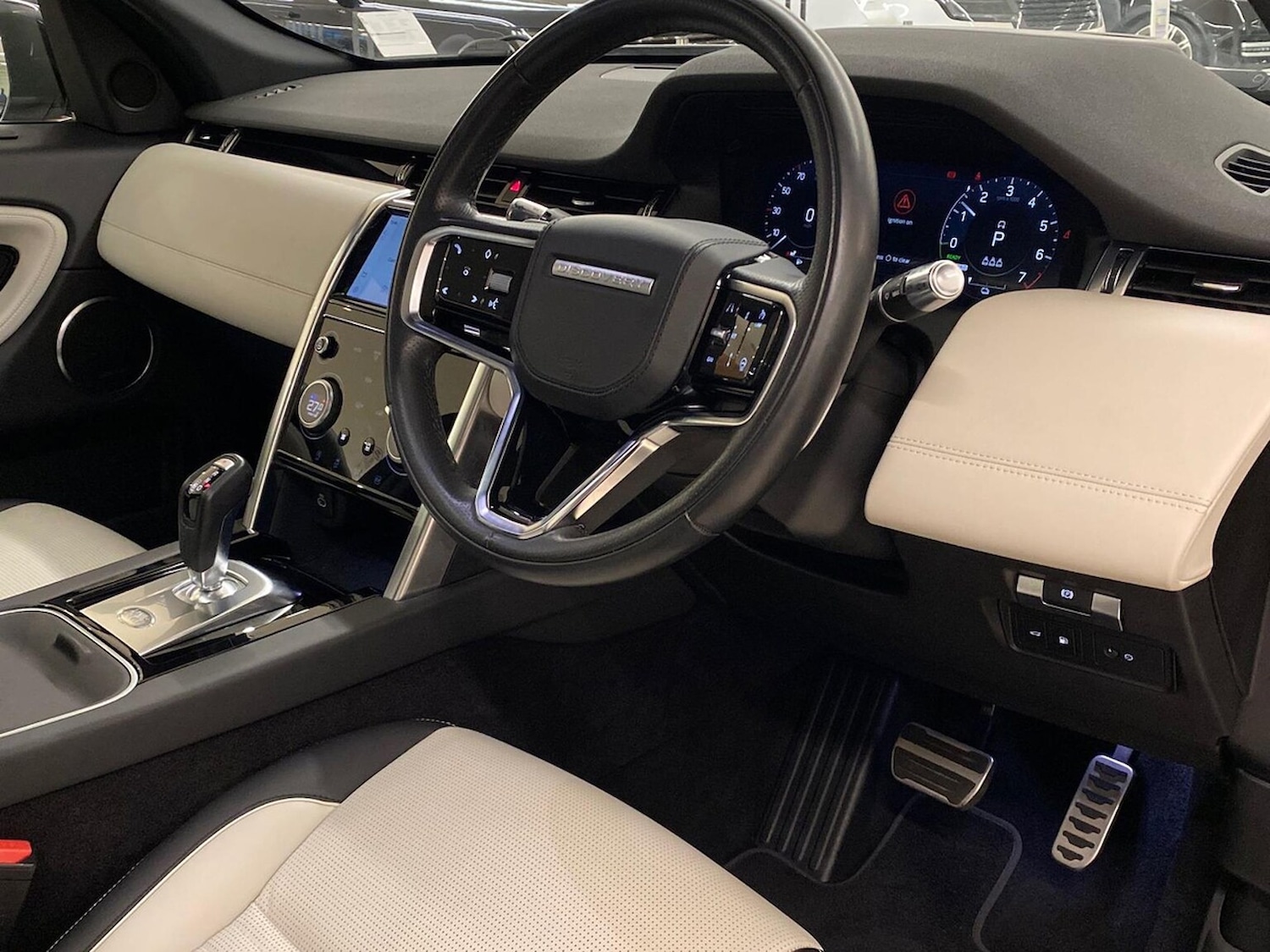 Used Land Rover Discovery Sport 2021 for sale - 77097004: Photo 36