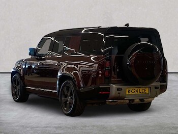 Used Land Rover Defender 2024 for sale - 78310617: Photo