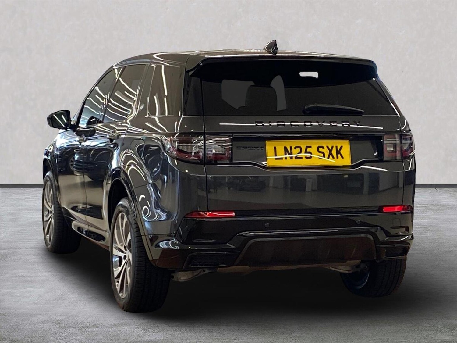 Used Land Rover Discovery Sport 2025 for sale - 76164928: Photo 2